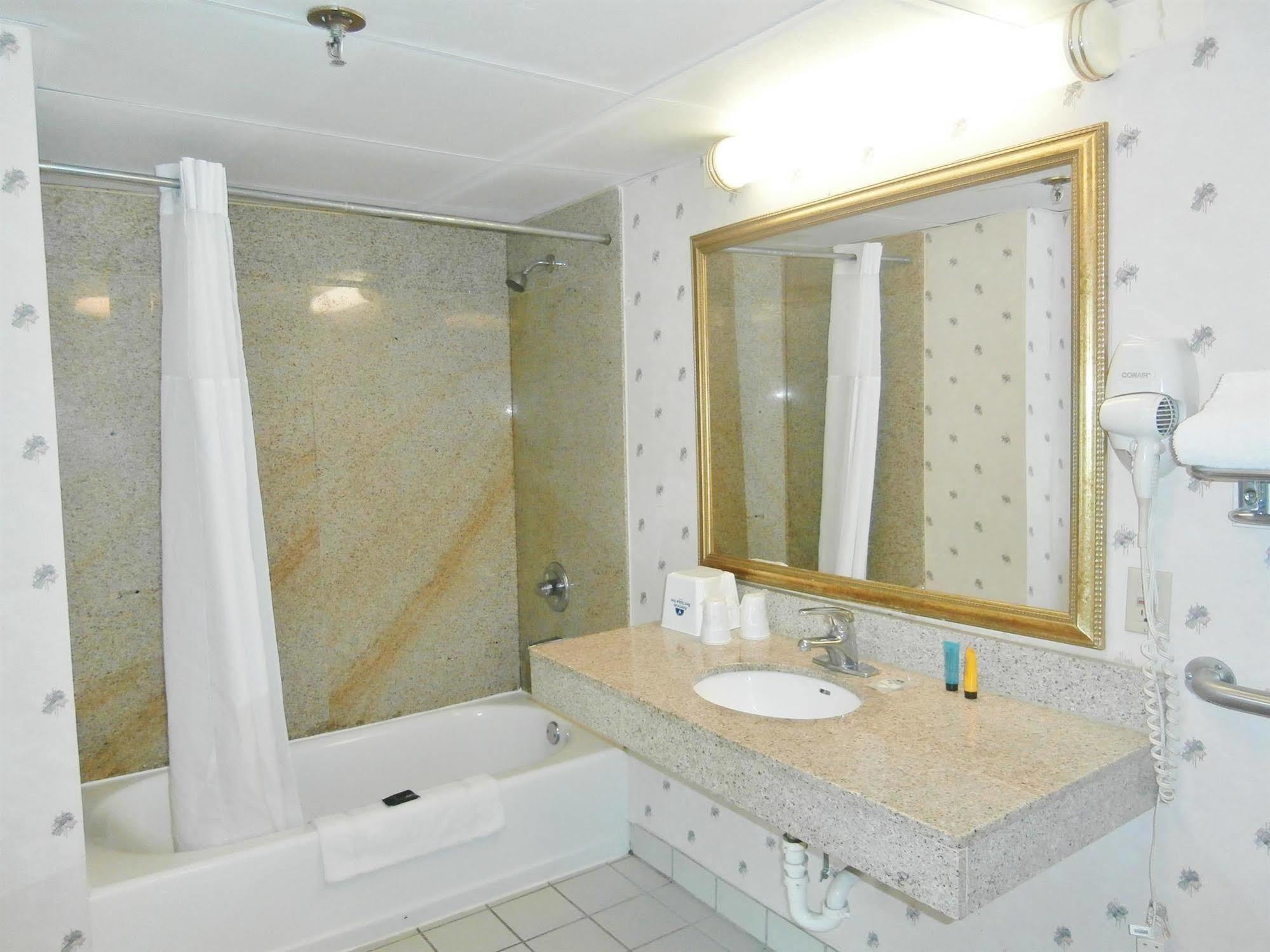 My Home & Suites โควิงตัน ภายนอก รูปภาพ